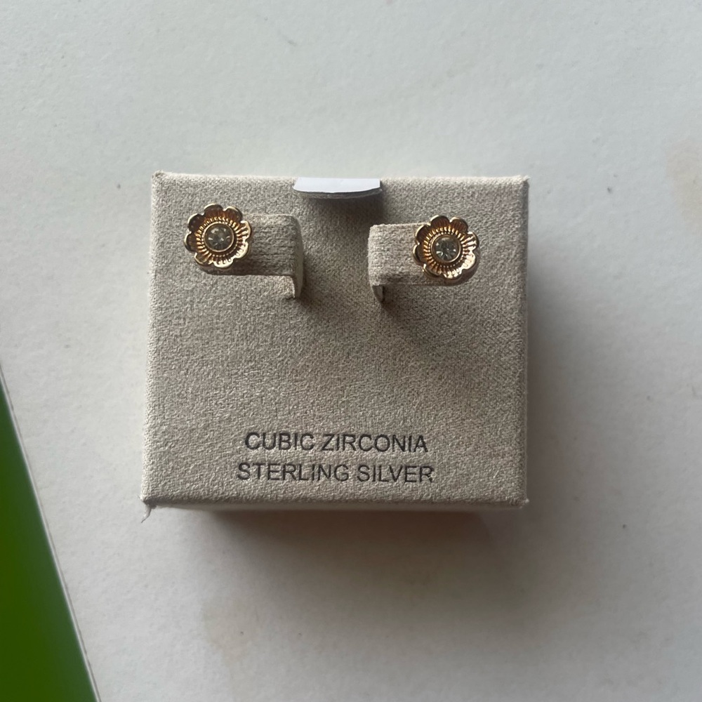 Gold Flower Earrings
